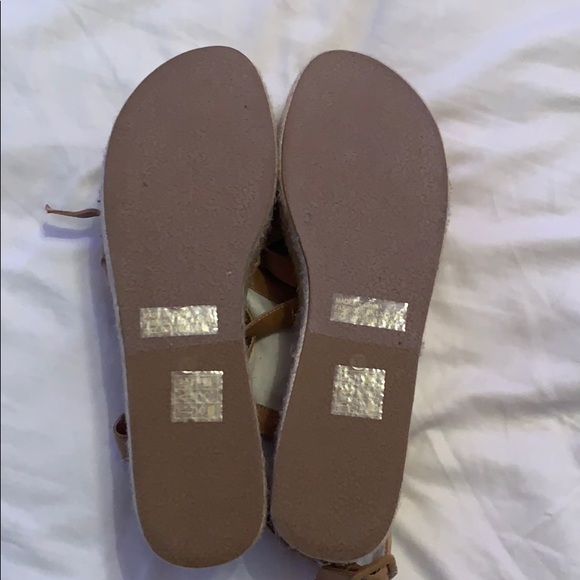 Urban Outfitters Wedges - Picture 4 of 5